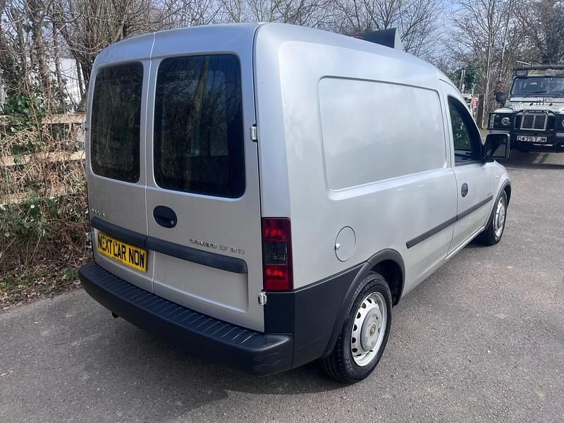 Used Vauxhall Combo 2005 Silver MPV