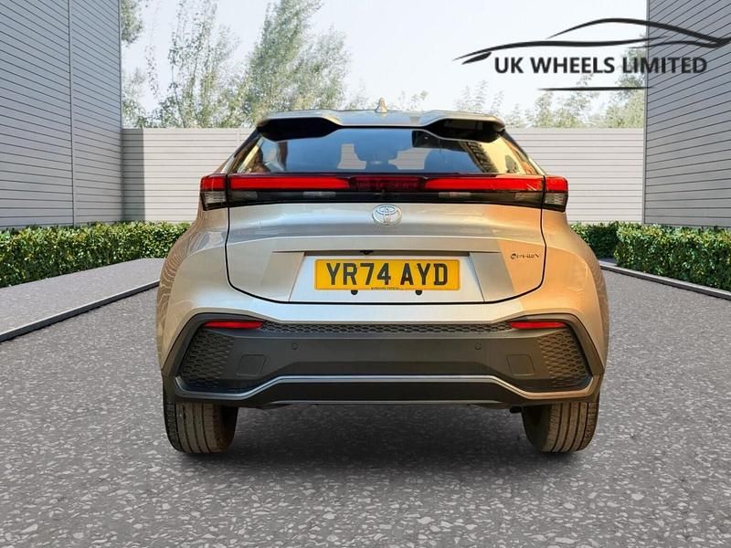 Second-hand Toyota C-HR Design 2024 Argintiu SUV