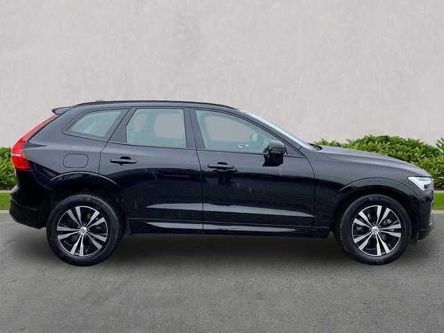 Used Volvo XC60 Core 250 HP (183 kW) 2023 SUV