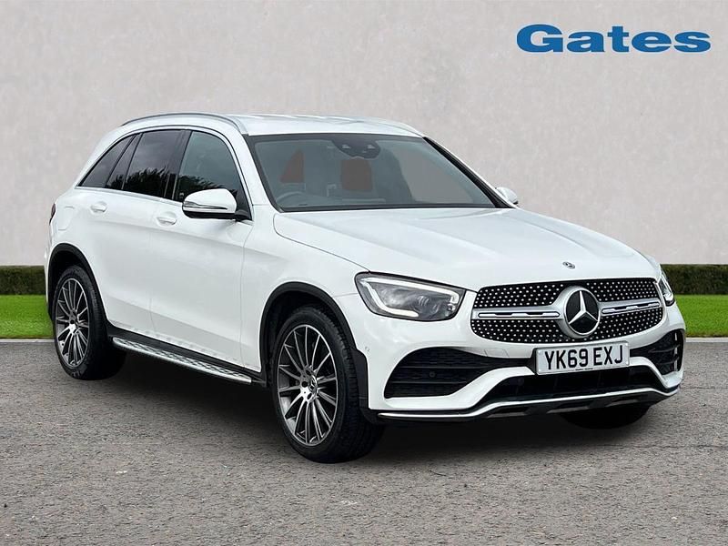 White Used 2019 Mercedes 220 AMG Line Premium Estate | £22,000 (Good price) - Image 1/4