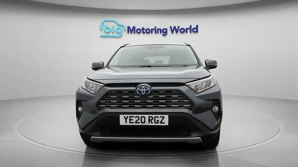 Second-hand Toyota RAV4 Hybrid 218 CP (160 kW) 2020 Gri SUV