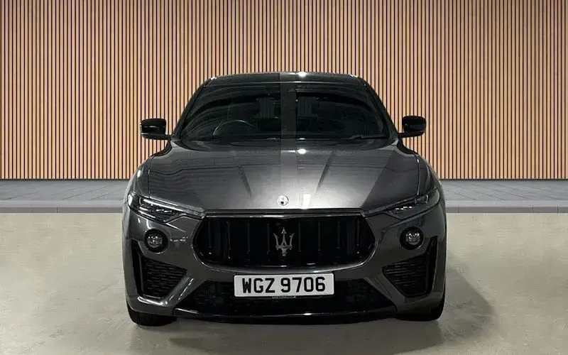 Used Maserati Levante 350 HP (257 kW) 2022 Grey SUV