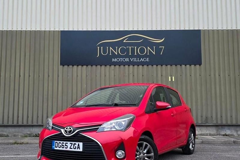 Used 2015 Toyota Yaris | £4,495 (Fair price) - Image 1/1