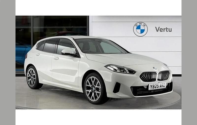 Used BMW 120 Sport Line 154 HP (113 kW) 2025 White Hatchback