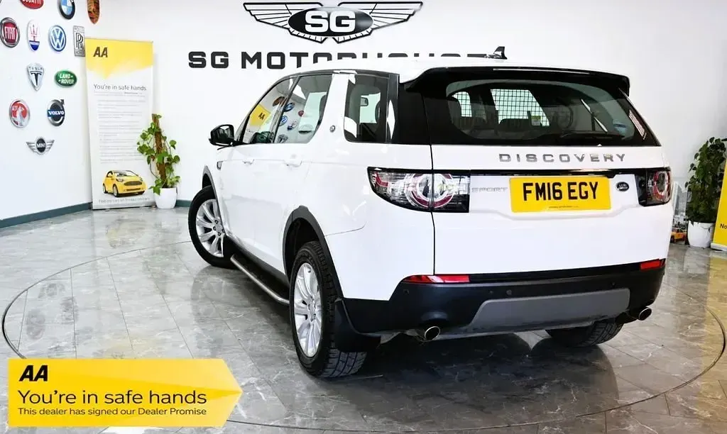 Second-hand Land Rover Discovery Sport SE 180 CP (132 kW) 2016 Alb SUV