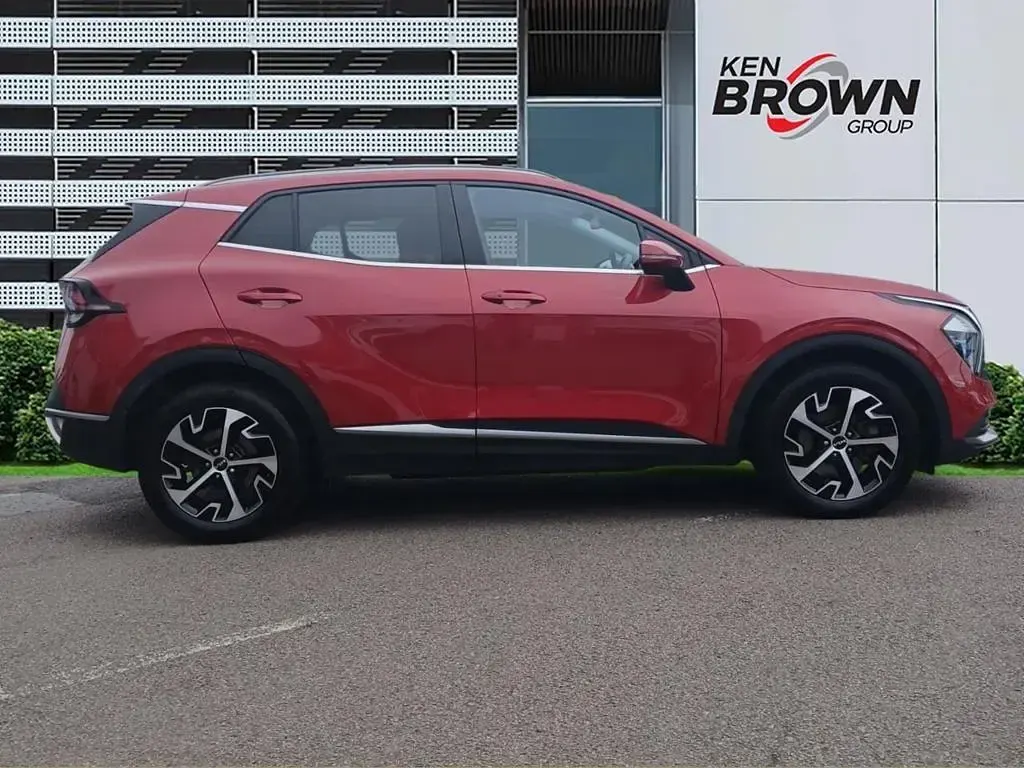 Used Kia Sportage 2023 Red SUV
