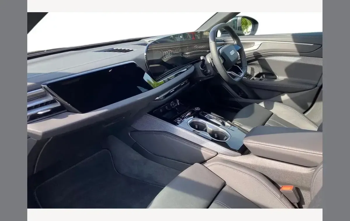 Begagnad Audi A6 S-Line 299 HK (219 kW) 2026 Grön Sedan