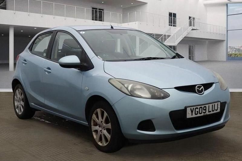 Used Mazda 2 86 HP (63 kW) 2009 Blue Hatchback