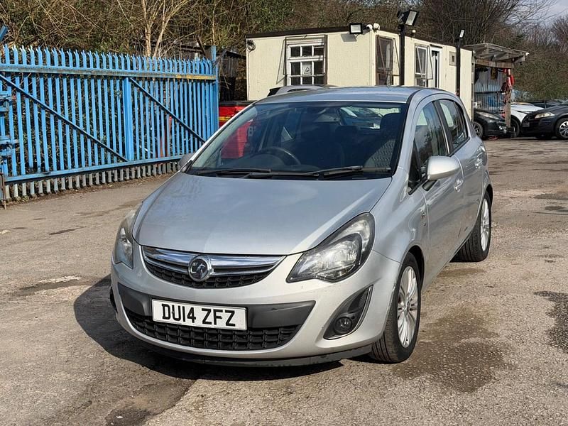 Used Vauxhall Corsa 90 HP (66 kW) 2014 Silver Hatchback