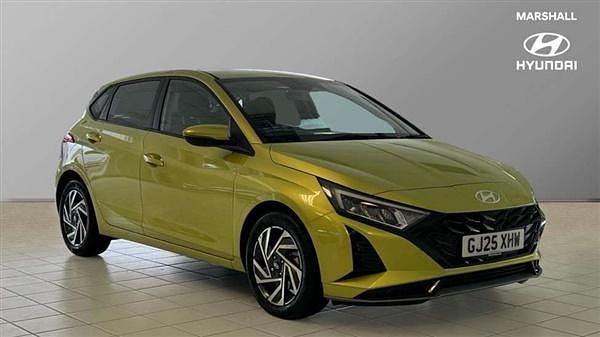 Used Hyundai i20 Advanced 99 HP (72 kW) 2025 Green Hatchback