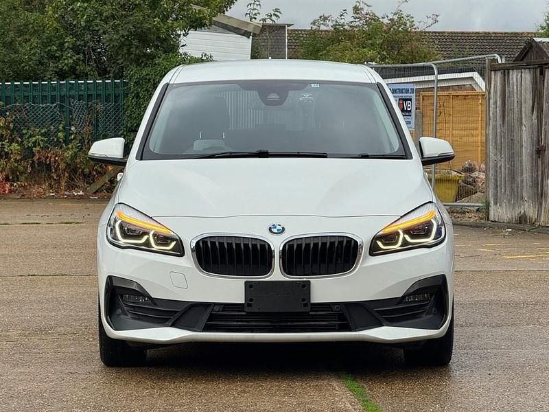 Used BMW 218 Gran Tourer 148 HP (108 kW) 2019 White MPV