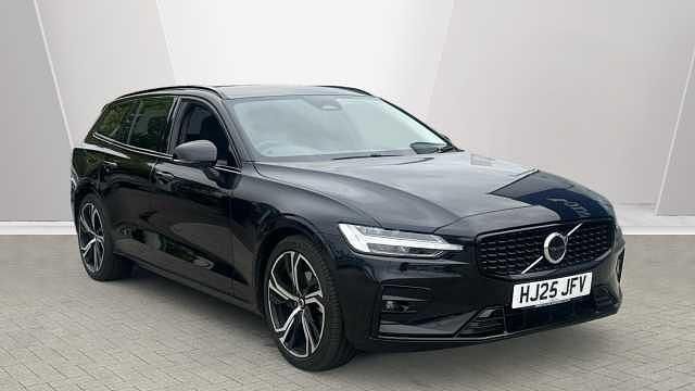 Used Volvo V60 Plus 194 HP (142 kW) 2025 Black Estate
