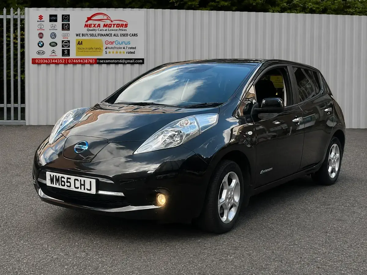 Used Nissan Leaf Acenta 80 kW (109 HP) 2015 Black Hatchback