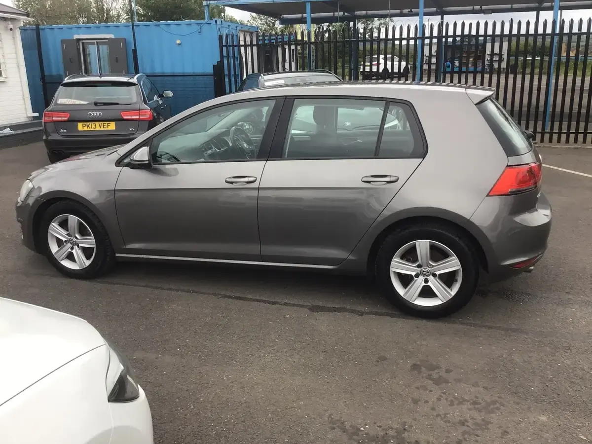 Used VW Golf VII Match 110 HP (80 kW) 2014 Grey Hatchback