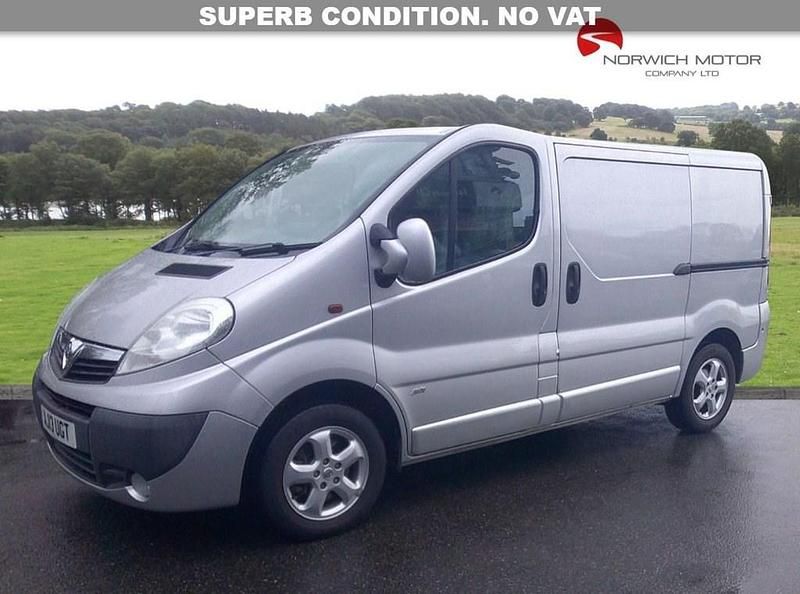 Silver Used 2013 Vauxhall Vivaro Sportive Van | £5,999 (A bit pricey) - Image 1/4