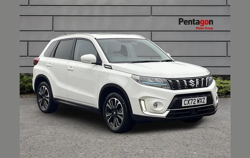 Used Suzuki Vitara SZ5 113 HP (83 kW) 2022 White SUV