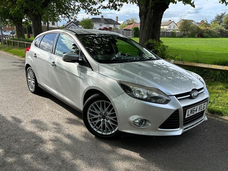 Used Ford Focus Zetec 2014 Silver Hatchback