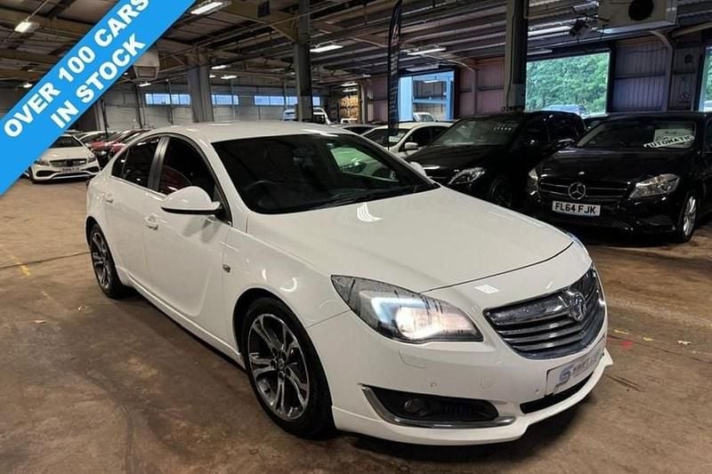 White Used 2014 Vauxhall Insignia Edition Hatchback | £3,690 (Fair price) - Image 1/1