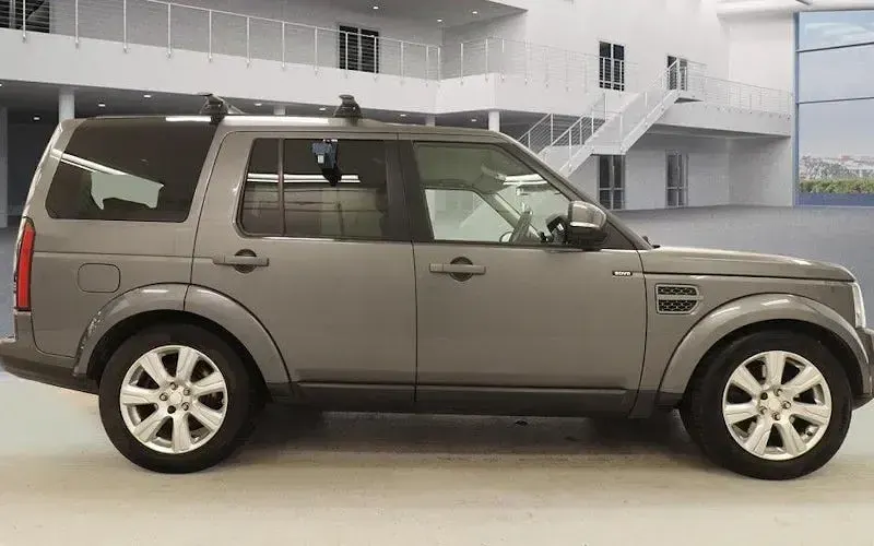 Used Land Rover Discovery SE 256 HP (188 kW) 2014 Grey SUV