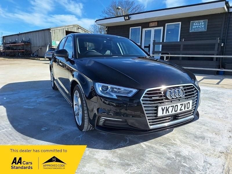 Used Audi A3 Sportback e-tron Advanced 204 HP (150 kW) 2020 Black Hatchback