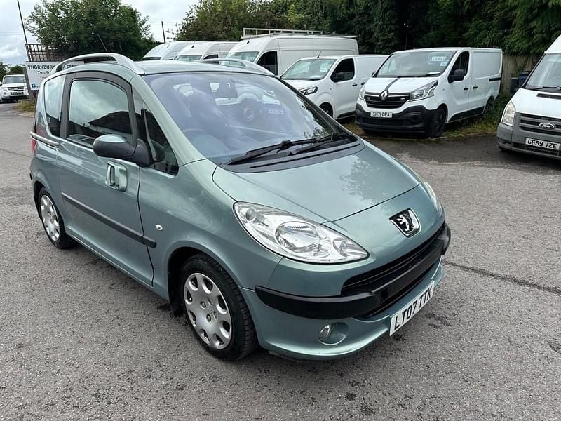 Grey Used 2007 Peugeot 1007 Hatchback | £999 - Image 1/4