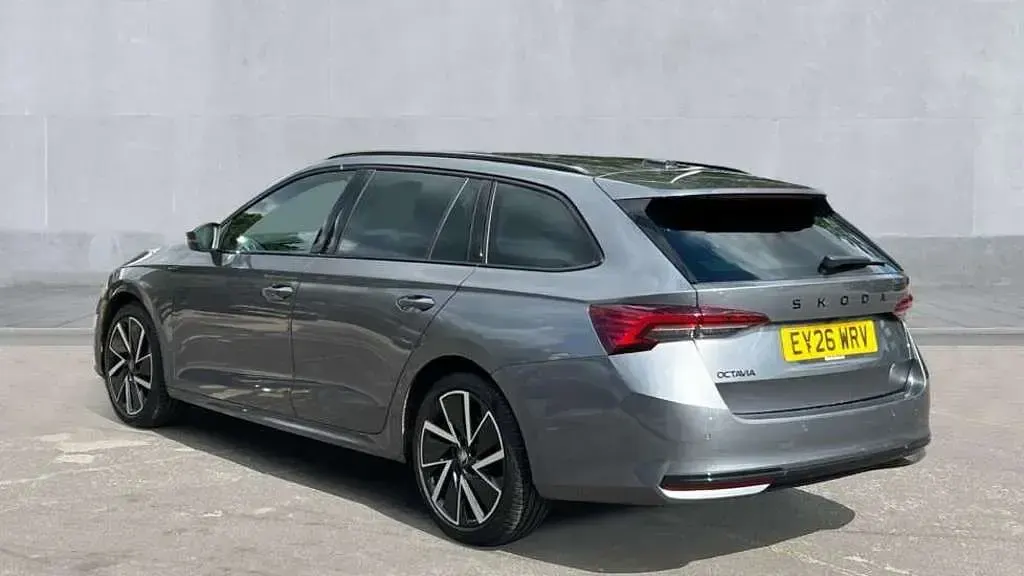 Used Skoda Octavia SportLine 150 HP (110 kW) 2026 Grey Estate