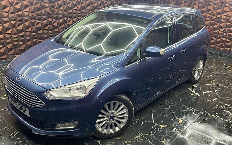 Usado Ford Grand C-Max Titanium 150 HP (110 kW) 2019 Azul Monovolume