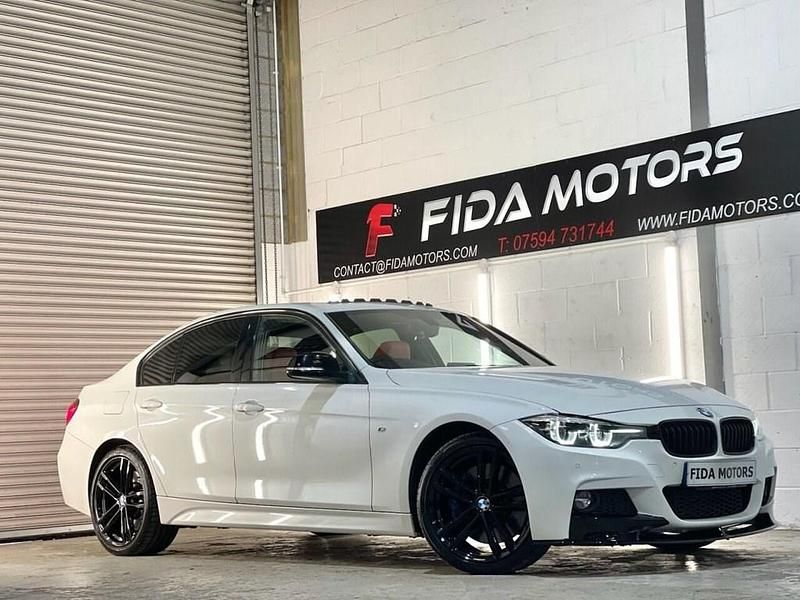 White Used 2018 BMW 330 M Sport Sedan | £17,995 (Fair price) - Image 1/4