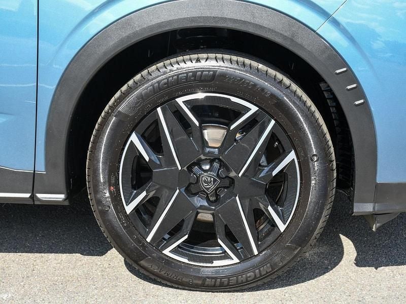 Blue Used 2024 Peugeot 3008 GT SUV | £31,396 - Image 1/4