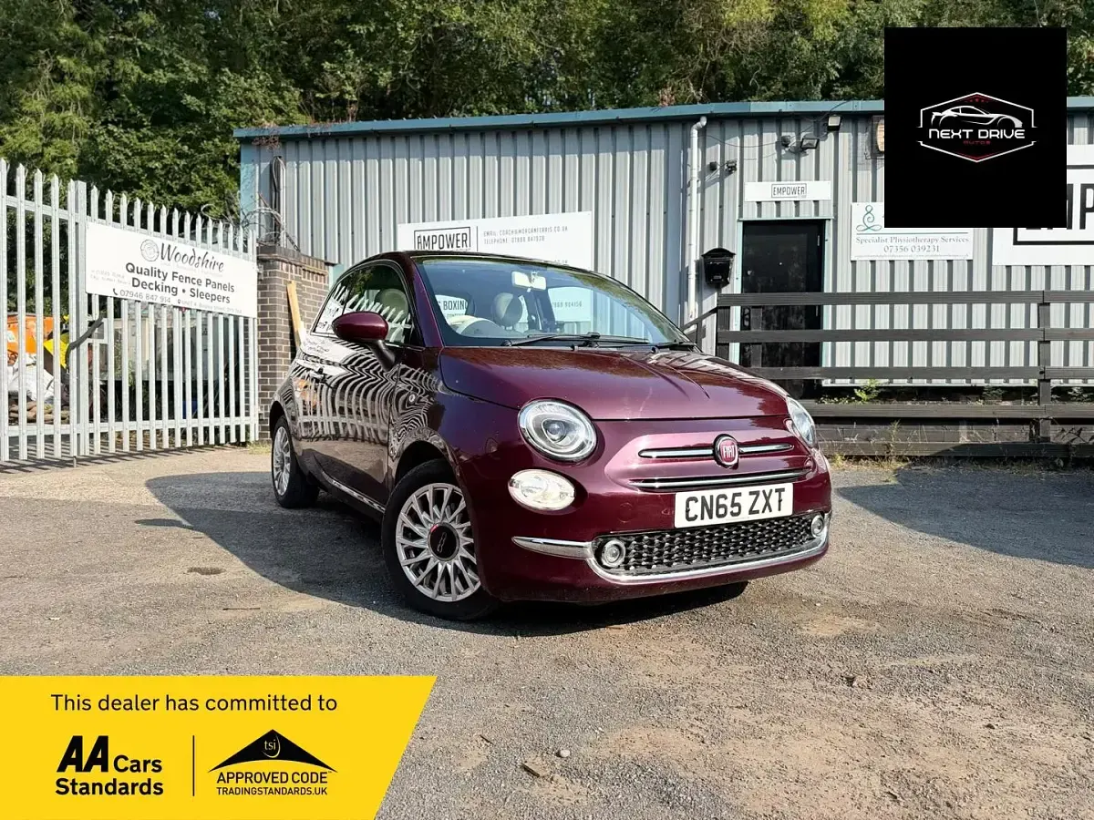 Used Fiat 500 Lounge 69 HP (50 kW) 2015 Red Hatchback
