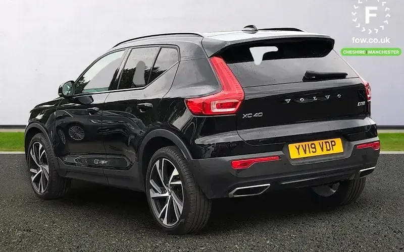 Used Volvo XC40 R-Design Pro 150 HP (110 kW) 2020 SUV