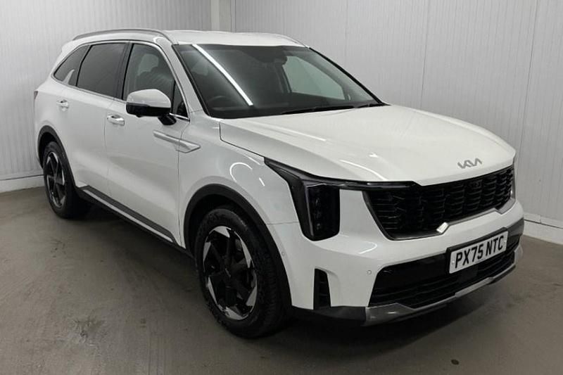 Used Kia Sorento 194 HP (142 kW) 2025 White SUV