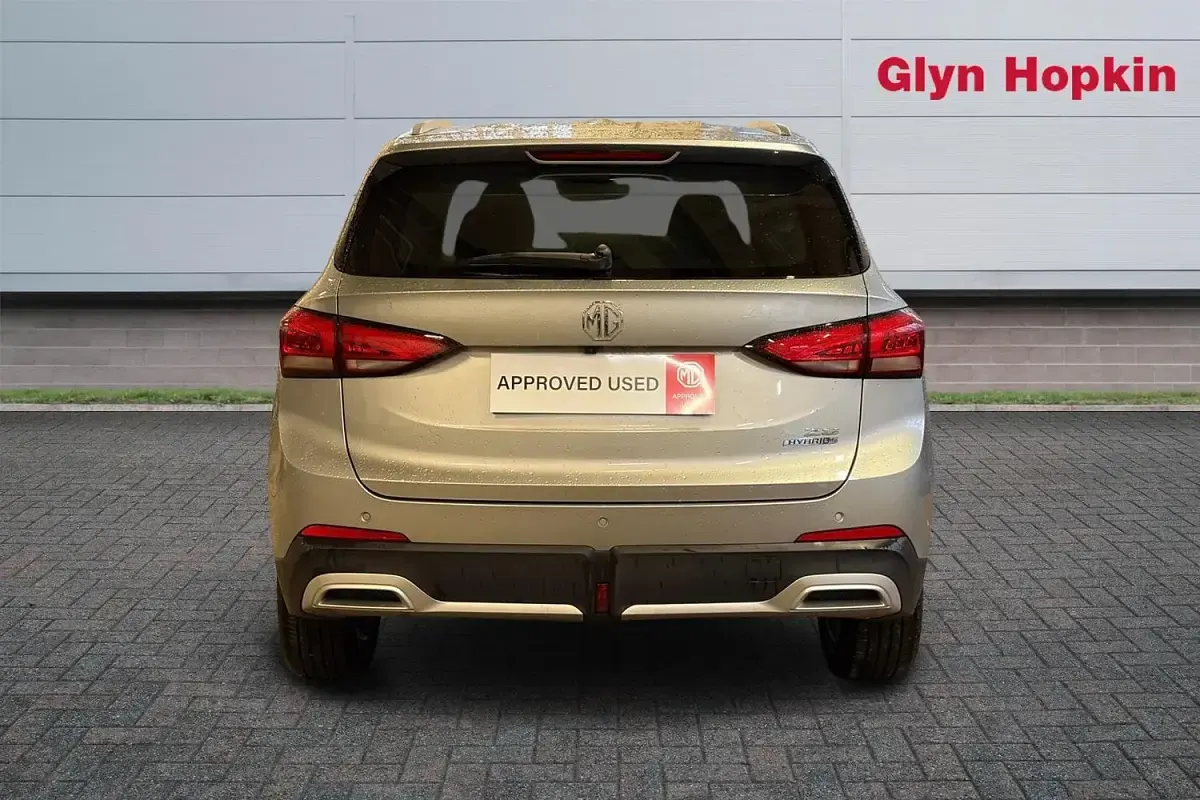 Usado MG ZS Trophy 2025 Plateado Utilitario