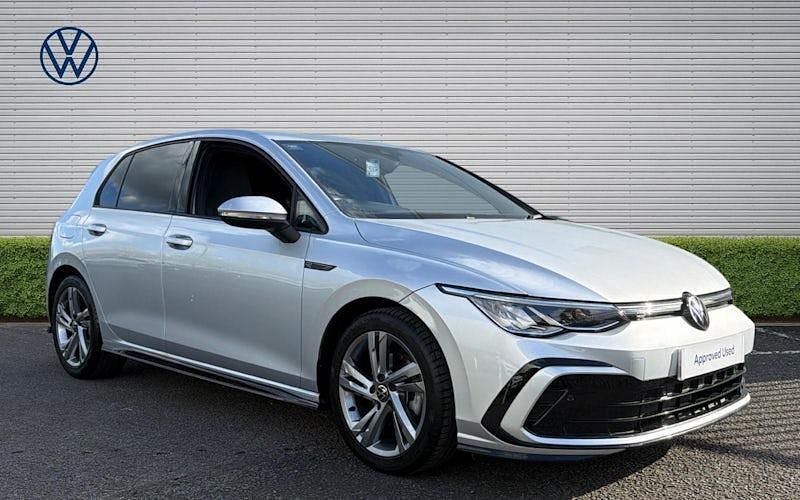 Second-hand VW Golf VIII R-line 150 CP (110 kW) 2024 Hatchback