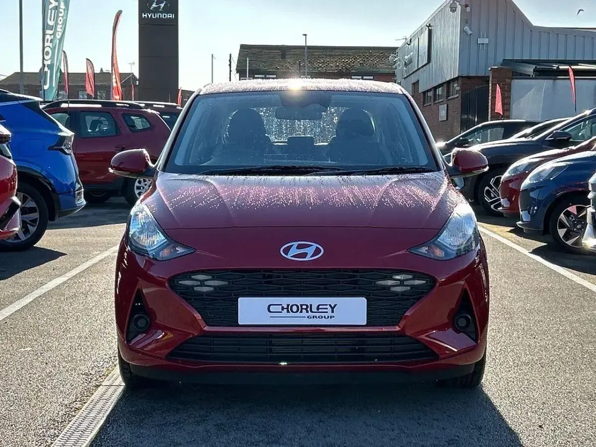 New Hyundai i10 Advanced 63 HP (46 kW) 2026 Red Hatchback