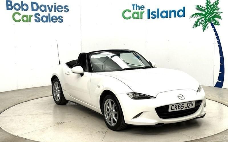 White Used 2015 Mazda MX5 Cabriolet | £9,000 (Fair price) - Image 1/4