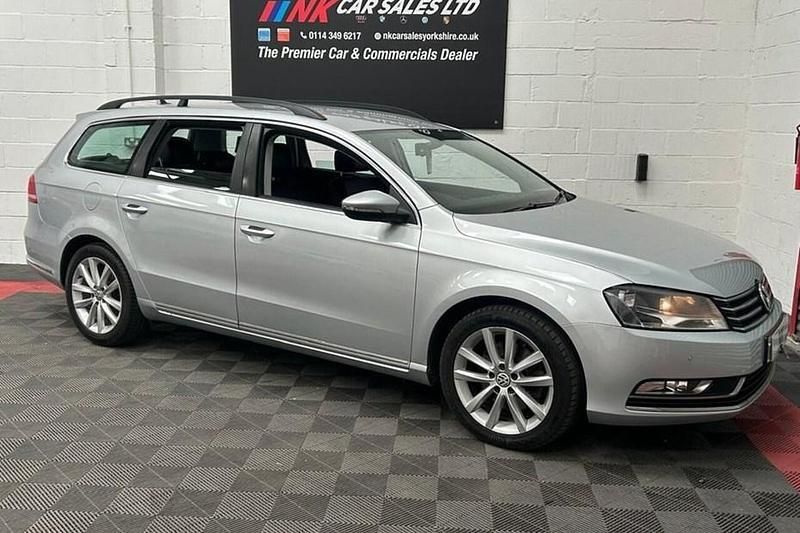 Silver Used 2014 VW Passat Executive Estate | £5,995 (Fair price) - Image 1/1