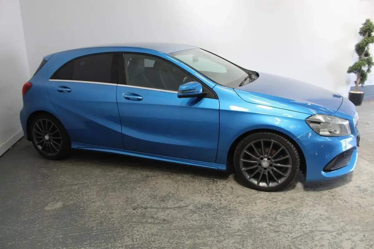 Used Mercedes A200 Executive 2016 Blue Hatchback