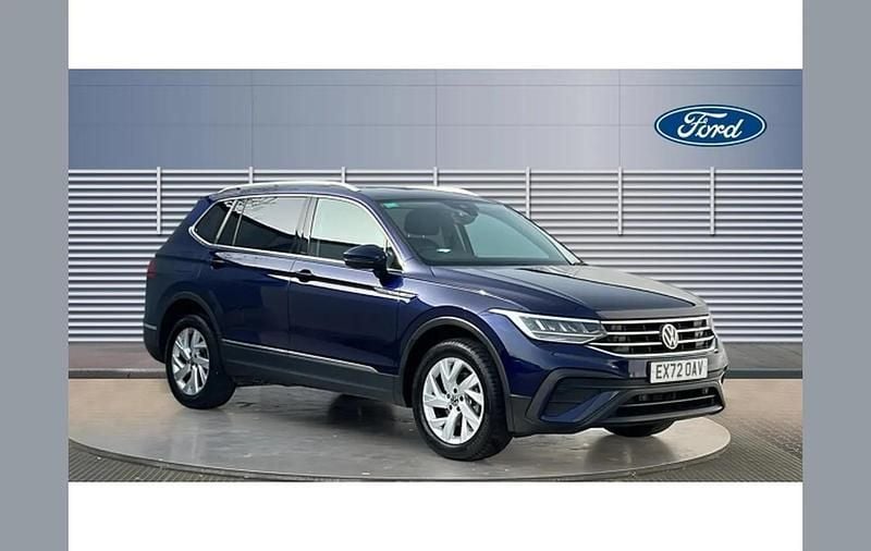 Used VW Tiguan Allspace Life 150 HP (110 kW) 2023 Blue SUV