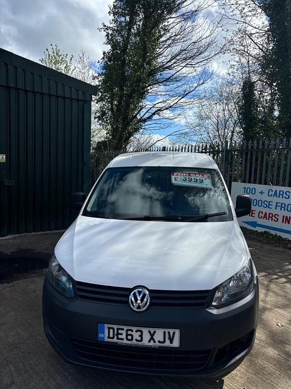 Used VW Caddy Startline 102 HP (75 kW) 2013 White MPV