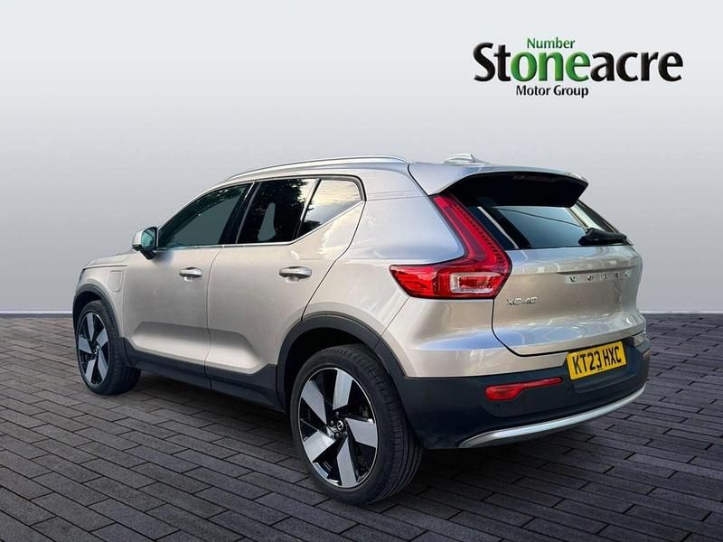 Used Volvo XC40 Ultimate 262 HP (192 kW) 2023 Gold SUV