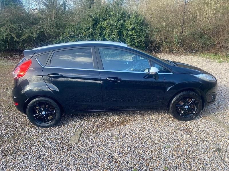 Used Ford Fiesta Zetec 2016 Black Hatchback
