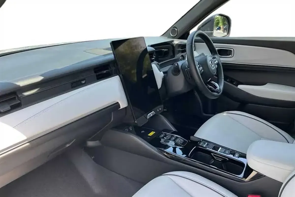 Used Honda e:Ny1 Advance 150 kW (204 HP) 2025 Grey SUV