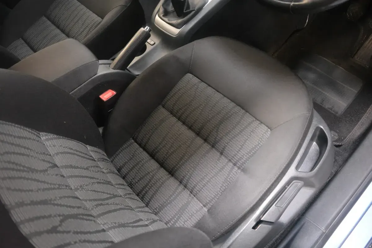 Used Skoda Octavia Elegance 105 HP (77 kW) 2011 Grey Hatchback