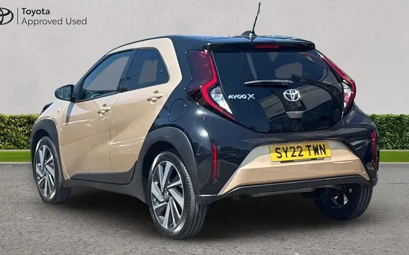 Used Toyota Aygo X 72 HP (52 kW) 2025 SUV