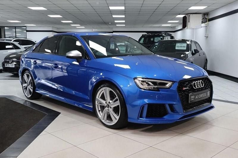 Used Audi RS3 Comfort 400 HP (294 kW) 2019 Blue Sedan