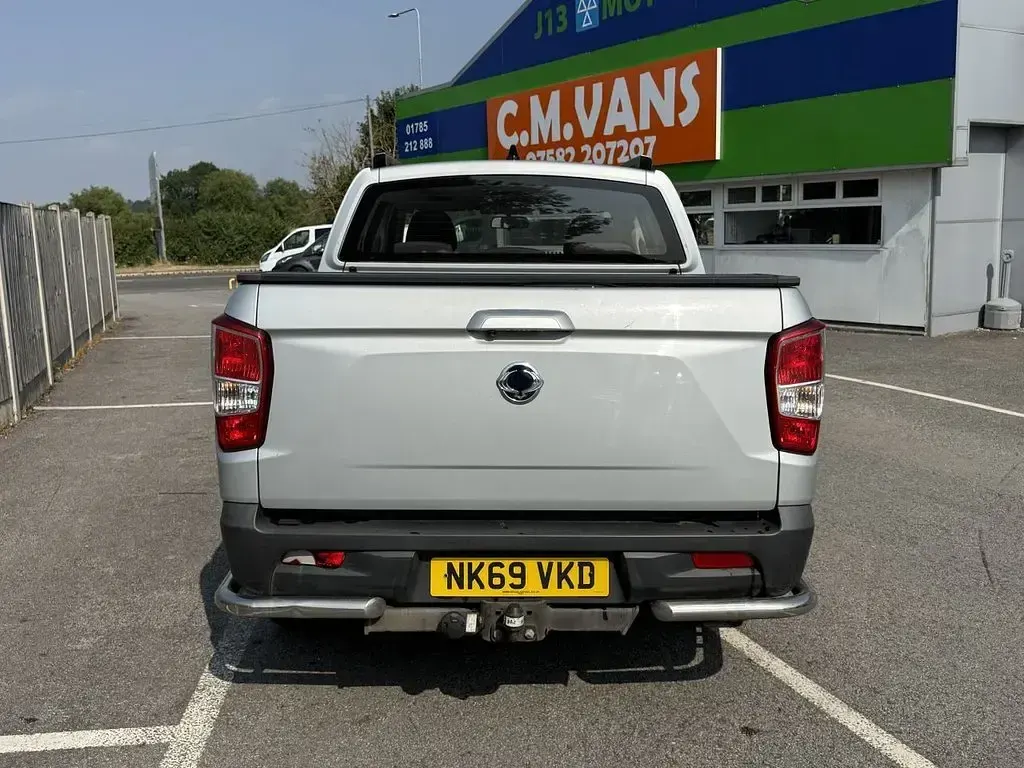 Used SsangYong Musso 181 HP (133 kW) 2019 Silver Pickup