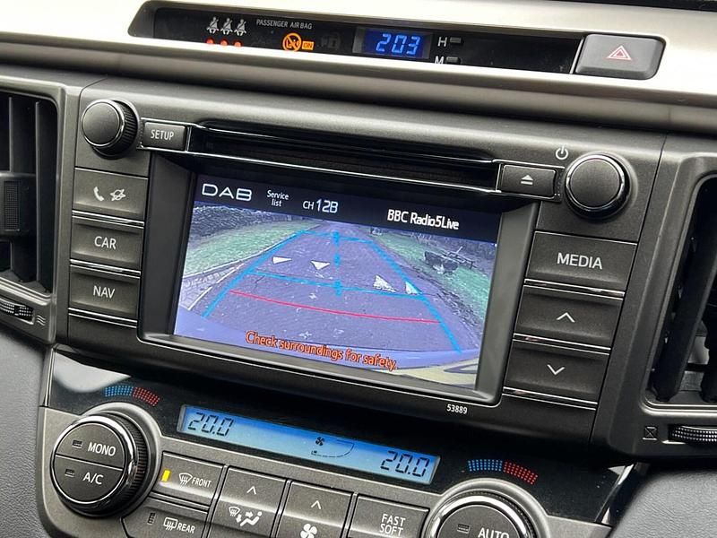 Used Toyota RAV4 Multidrive S 151 HP (111 kW) 2013 Silver SUV