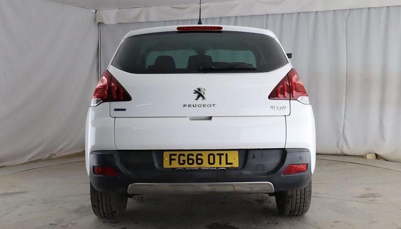 Used Peugeot 3008 Active 2016 White Hatchback