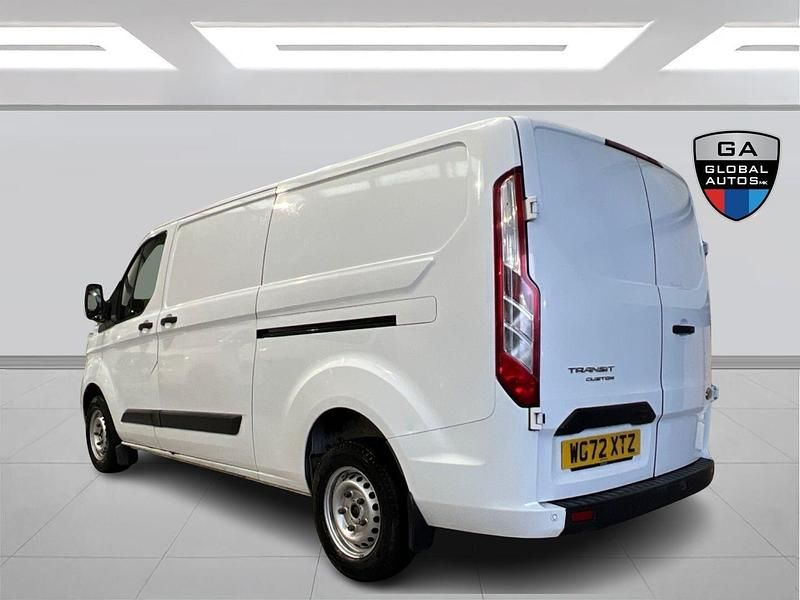 Used Ford Transit Custom Trend 105 HP (77 kW) 2022 White Van